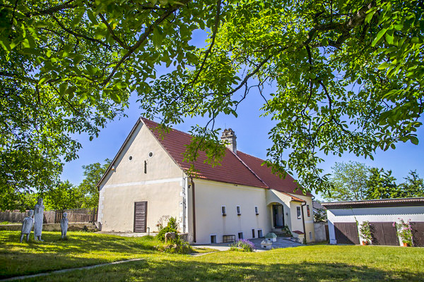 Galéria insitného umenia v Schaubmarovom mlyne Schaubmarov mlyn / Slovenská národná galéria