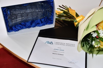 Pezinská Akadémia tretieho veku získala cenu AIVD v kategórii samospráva