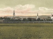 Pohľad na mesto (vpravo židovská synagóga), začiatok 20. storočia